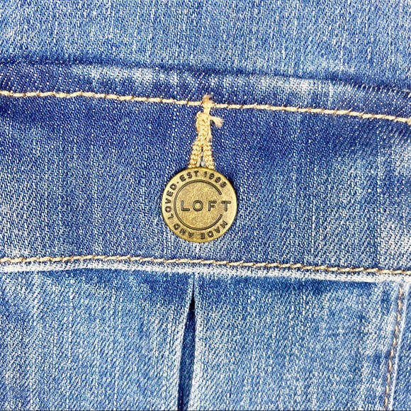 LOFT Boxy Denim Jacket Size Small - Picture 3 of 7